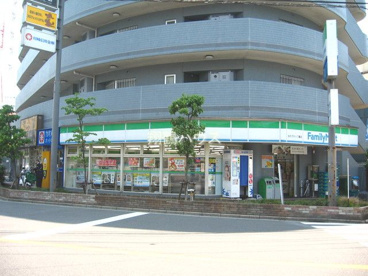 ファミリーマートの画像1