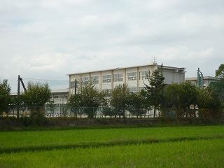 四日市市立 三重小学校の画像1