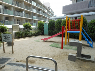 上新田4丁目第4公園の画像1