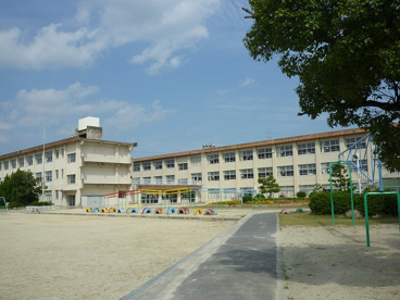 四日市市立 大谷台小学校の画像1