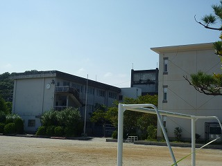 四日市市立 河原田小学校の画像1