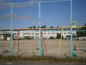四日市市立 保々小学校の画像1