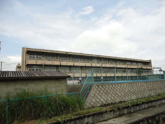 四日市市立塩浜中学校の画像