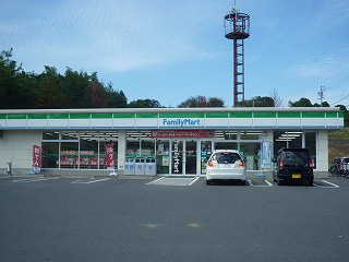 ファミリーマート四日市川島店の画像1