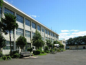 座間市立 西中学校の画像1