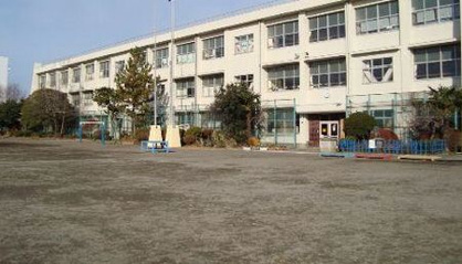 座間市立 ひばりが丘小学校の画像1