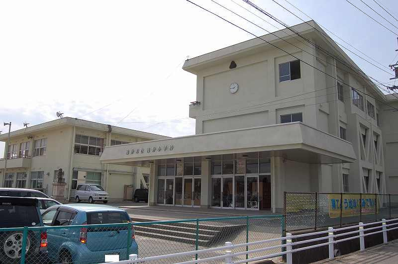 菰野町立 菰野小学校の画像