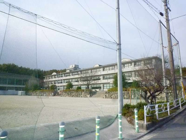 朝日町立朝日中学校の画像1
