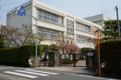 伊丹市立　天神川小学校の画像1