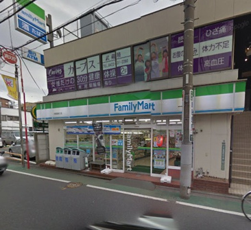 ファミリーマート武蔵境南口店
