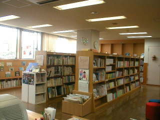  習志野市立藤崎図書館の画像2