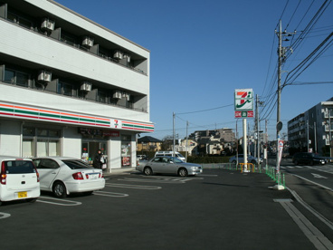  セブンイレブン京成大久保駅南店の画像1