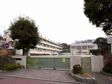 横浜市立 本牧小学校の画像1
