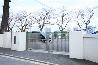 横浜市立 浅間台小学校の画像1