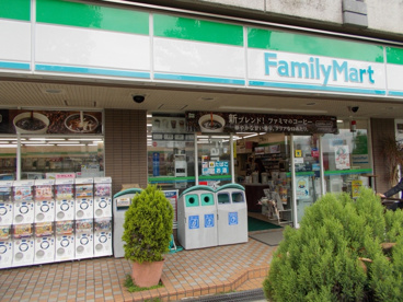 ファミリーマート 鷹ケ巣上新田店の画像1