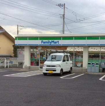 ファミリーマート 駒井町一丁目店