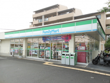 ファミリーマート 吹田朝日が丘町店の画像1