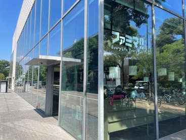 ファミマ!!代官山店の画像1