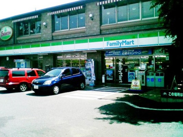 コンビニエンスストア ファミリーマート 大泉インター店