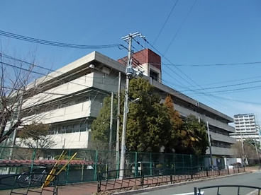 吹田市立 豊津中学校の画像1