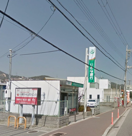 りそな銀行阪急山本駅南の画像1
