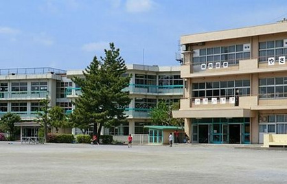 町田市立 鶴川第一小学校の画像1
