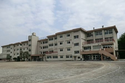 町田市立 堺中学校の画像1