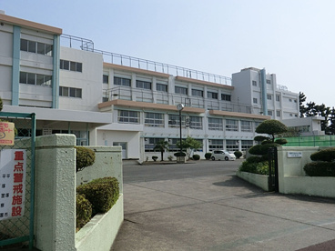 平塚市立 松が丘小学校の画像1