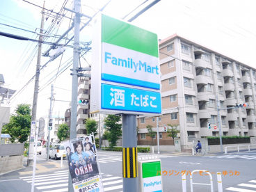 ファミリーマート 板橋高島平七丁目店の画像3