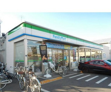 ファミリーマート 小金井法政大学前店