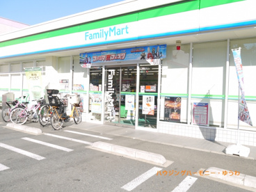 ファミリーマート 浮間1丁目店の画像1