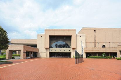 伊勢原市民文化会館の画像1