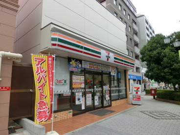 セブンイレブン　西田辺駅の画像1