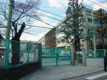 小学校 杉並区立高井戸第三小学校