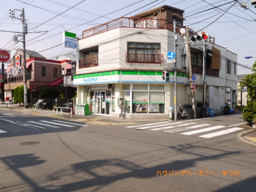 ファミリーマートヒナタヤ東十条店の画像2