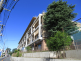 川崎市立向丘小学校