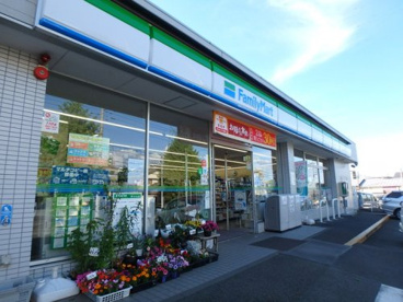 ファミリーマート 川崎宮前南平台店の画像1