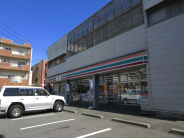 セブンイレブン川崎馬絹西店の画像1