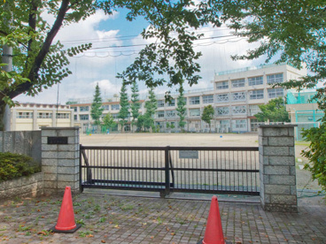練馬区立豊渓中学校の画像2