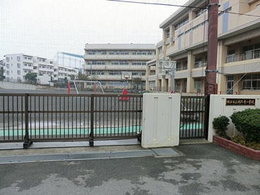 横浜市立神大寺小学校の画像1