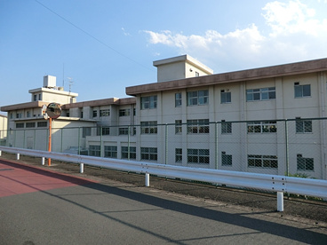 綾瀬市立　北の台中学校の画像1