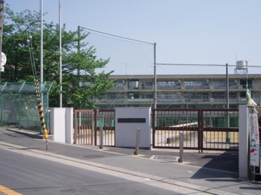 吹田市立 山田中学校の画像1