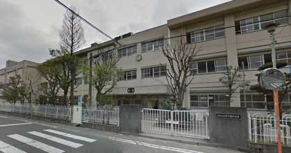 上甲子園中学校の画像1