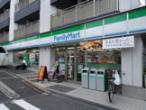 ファミリーマート牛込柳町駅前店