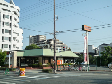 ロイヤルホスト　帝塚山店の画像1