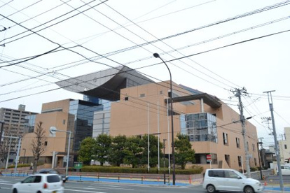 沼津市役所 図書館の画像1