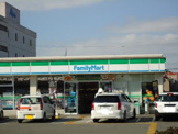 ファミリーマート新野辺北町店