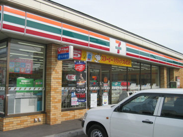 セブンイレブン宮子西店の画像1