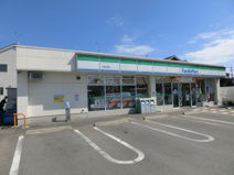 ファミリーマート 川越笠幡店