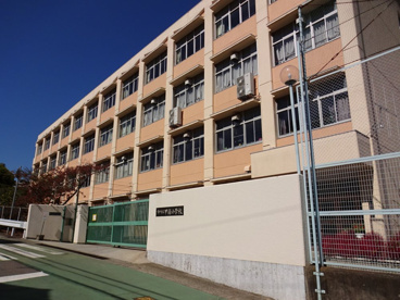 神戸市立甲緑小学校の画像2